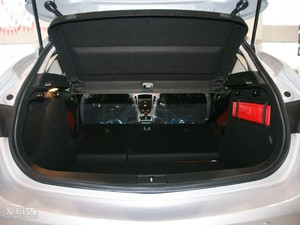 2010款1.6T 自动新锐运动版 空间座椅