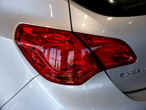 2010款1.6L 手动进取版 细节外观
