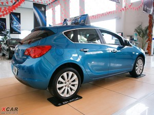 2010款1.8L 自动豪华版 整体外观
