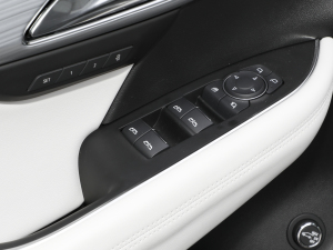 2024Plus AvenirS п؅^(q)