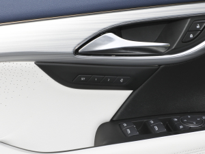 2024Plus AvenirS g