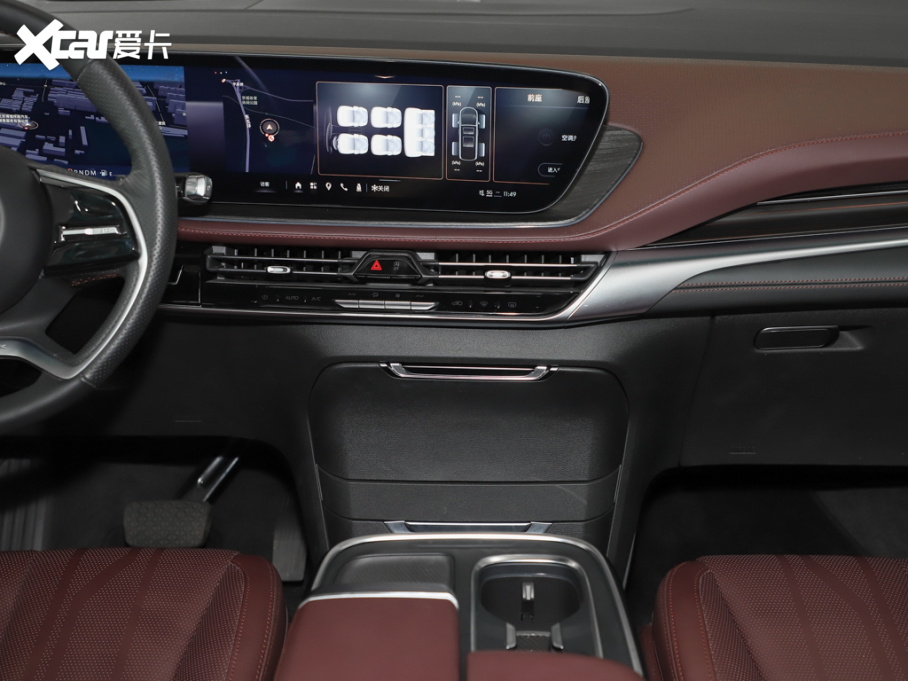 2025�����o 2.0T �����N����