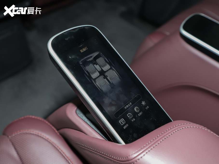 2025�����o 2.0T �����N����