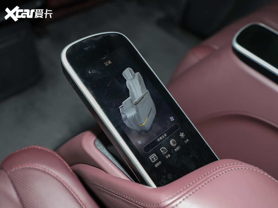 2025�����o 2.0T �����N����