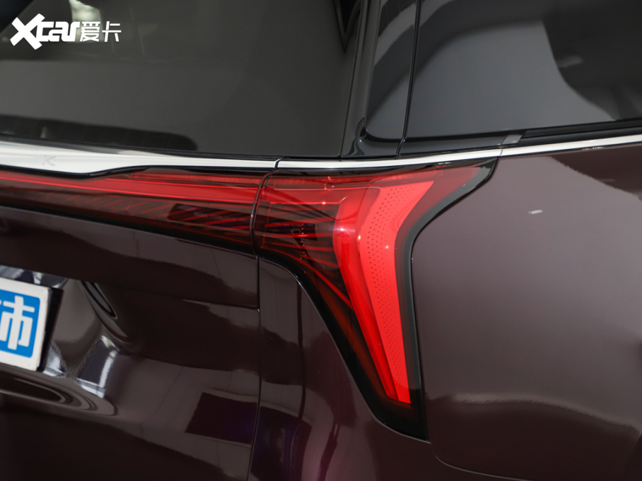 2025�����o 2.0T �����N����