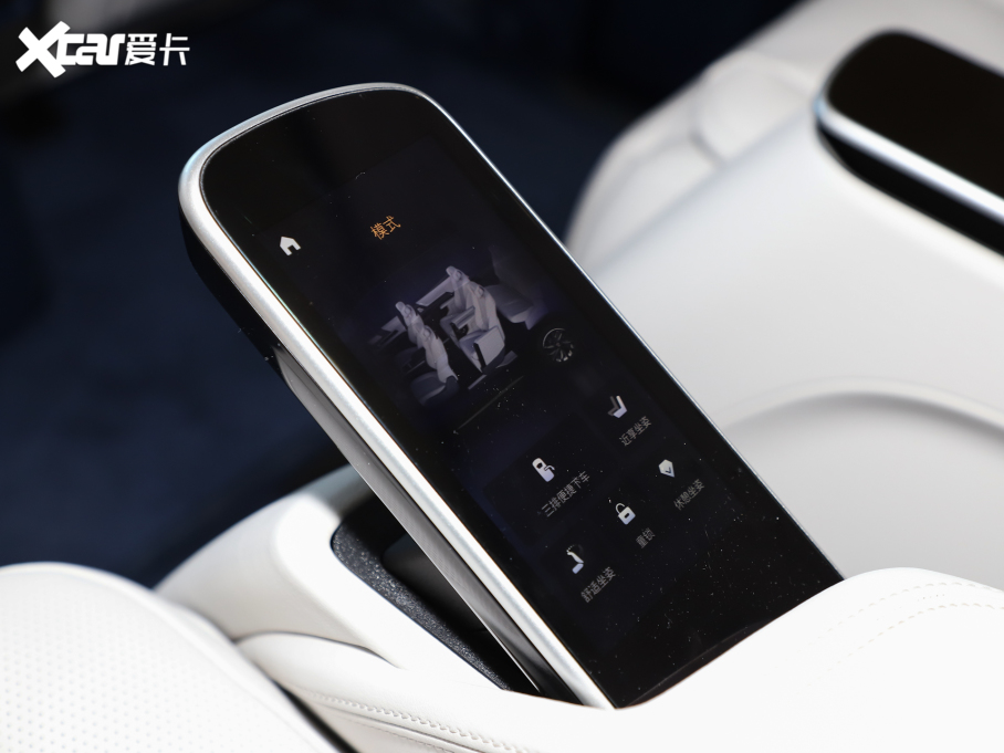 2025�����o 2.0T �����N����