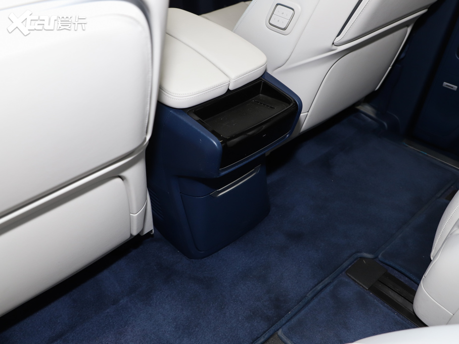 2025�����o 2.0T �����N����