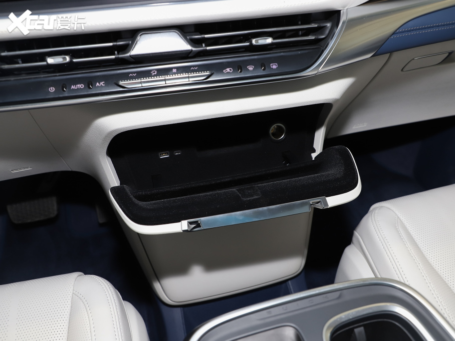 2025�����o 2.0T �����N����