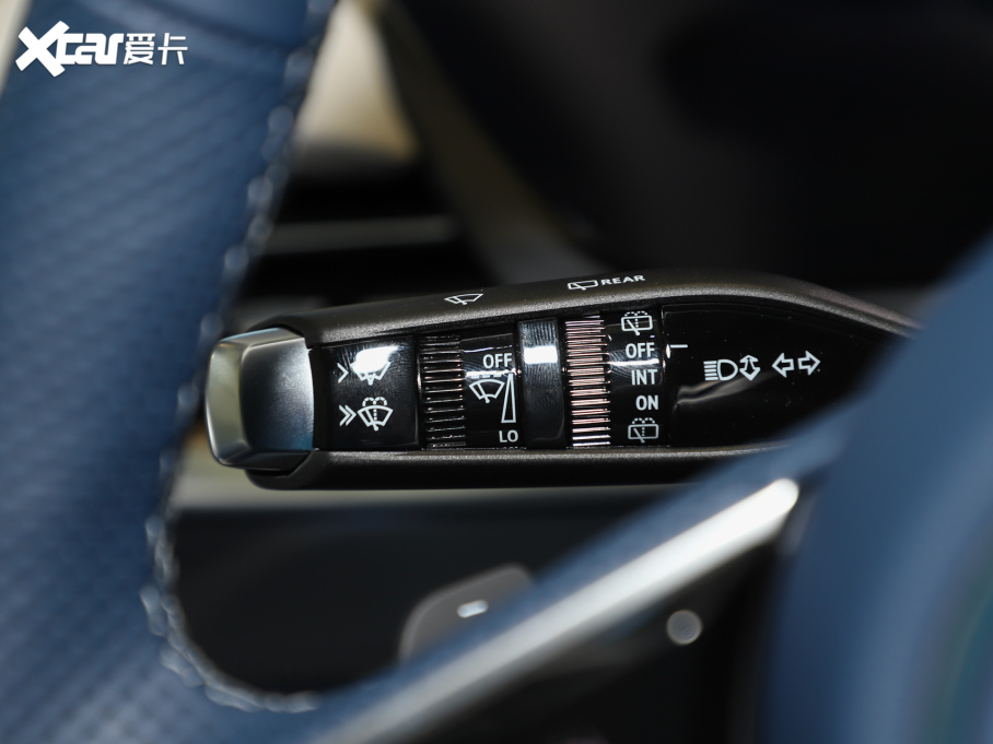 2025�����o 2.0T �����N����