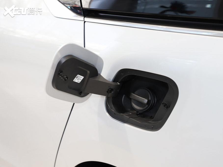 2025�����o(j��) 2.0T �����N����