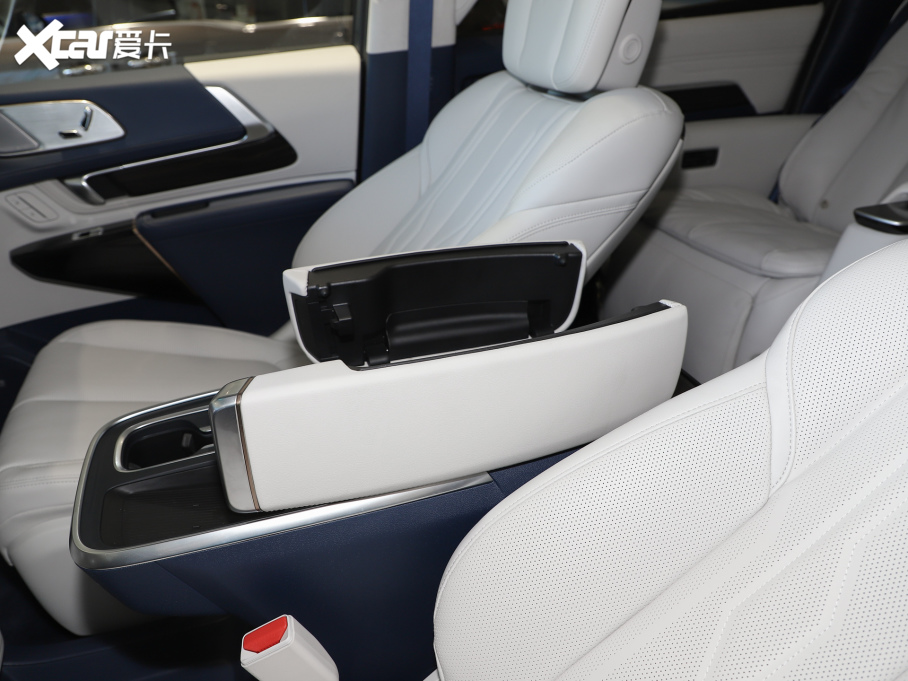 2025�����o 2.0T �����N����