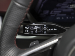 20252.0T N(yn) п؅^(q)