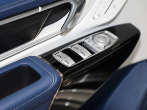 20252.0T N(yn) п؅^(q)