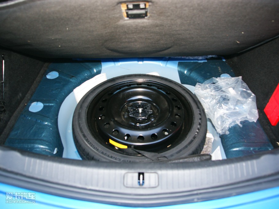 2010 1.6T Ӣ\(yn)(dng)