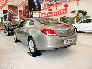2010款2.4L 舒适版 左后45度