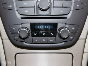 2010款2.4L 舒适版 空调调节