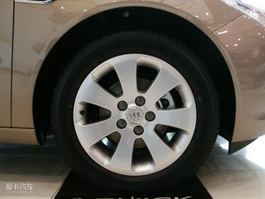 2010款2.4L 舒适版 轮圈