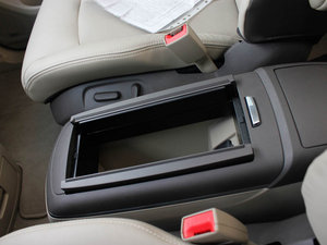 2011款3.0L 旗舰型 空间座椅