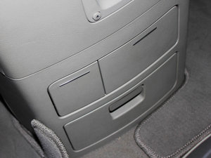 2011款3.0L 旗舰型 空间座椅