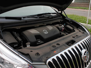 2011款3.0L 旗舰型 发动机