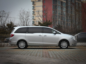 2011款3.0L 旗舰型 整体外观