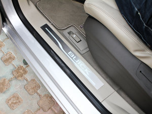 2011款3.0L 旗舰型 空间座椅