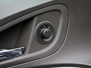 2011款3.0L 旗舰型 空间座椅