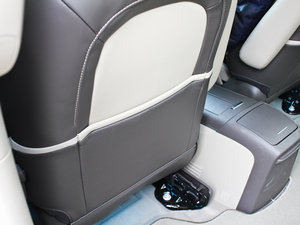 2011款3.0L 旗舰型 空间座椅