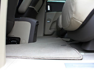 2011款3.0L 旗舰型 空间座椅