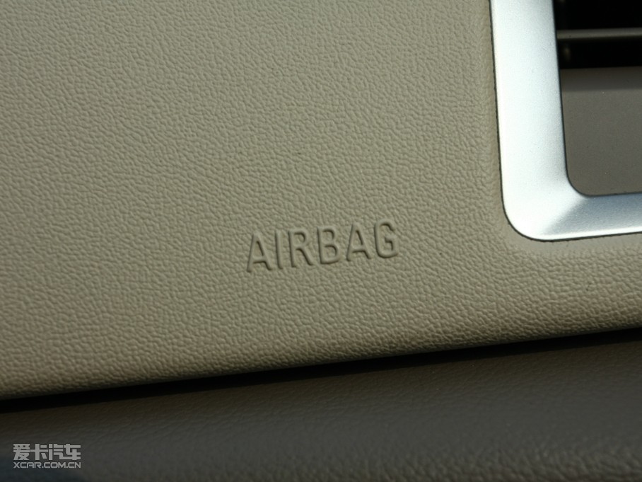 2010��Ӣ��GT 1.8L �ԄӺ��A��