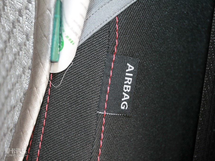 2010��Ӣ��GT 1.6T �Ԅ����J�\�Ӱ�            