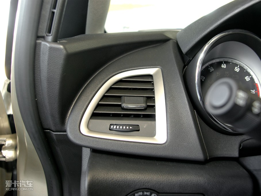 2010ӢGT 1.6T Ԅӕr\Ӱ