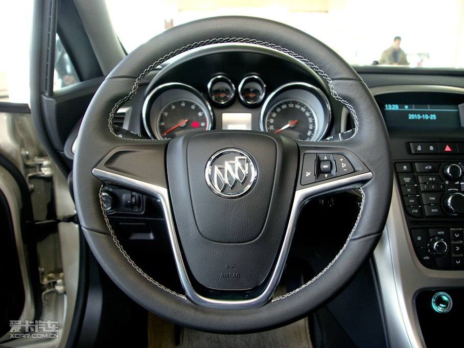 2010ӢGT 1.6T Ԅӕr\Ӱ