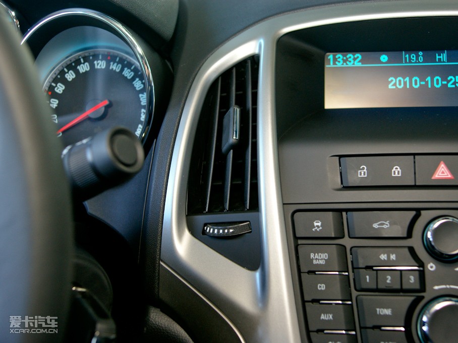 2010ӢGT 1.6T Ԅӕr\Ӱ