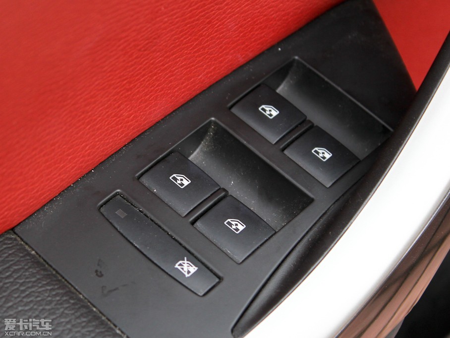 2010ӢGT 1.6T Ԅӕr\Ӱ