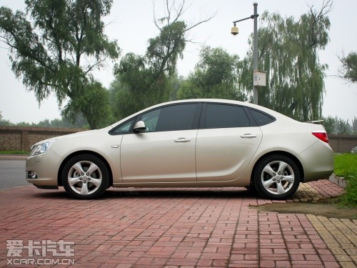 上海通用別克 2010款英朗GT