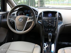 2010款1.8L 自动豪华版 中控区