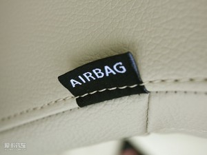 2010款1.8L 自动豪华版 空间座椅