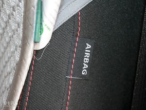 2010款1.6T 自动新锐运动版             空间座椅
