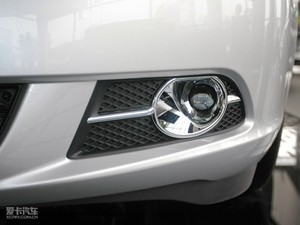 2010款1.6T 自动新锐运动版             前雾灯