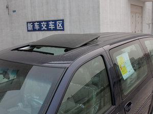 2011款2.4L 行政版 车顶