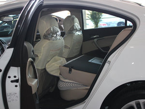 2011款2.4L SIDI精英版 空间座椅