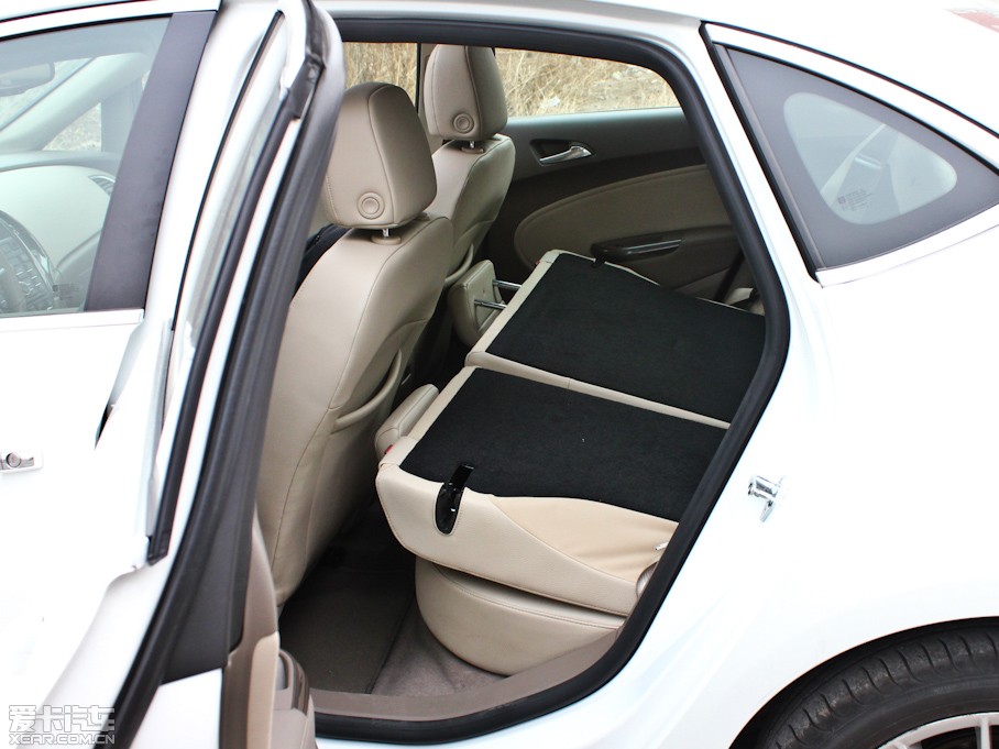 2011ӢGT 1.8L ԄӕrƤ