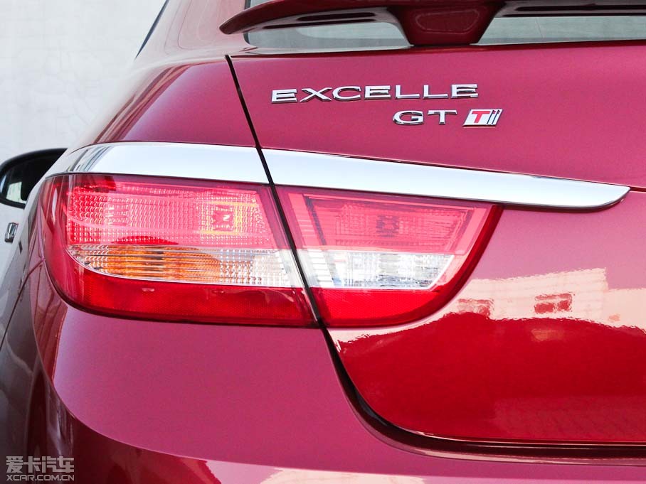 2011��Ӣ��GT 1.6T �Ԅӕr���\����Ƥ��