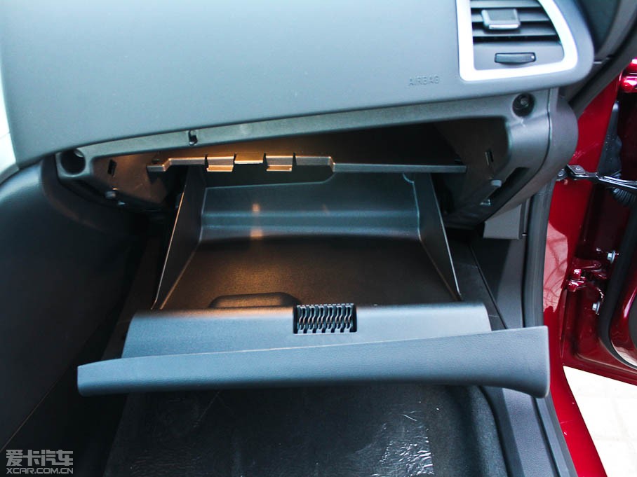 2011ӢGT 1.6T Ԅ(dng)r(sh)\(yn)(dng)Ƥ