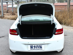 2011款1.8L 自动时尚真皮版 空间座椅