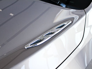 20112.4L eAssist° (ji)^