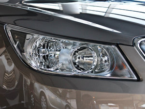 20112.4L eAssist° ^