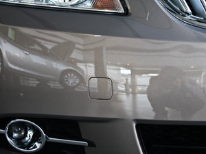 20112.4L eAssist° ^