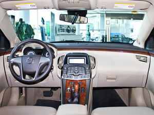 2011款2.4L eAssist雅致版 内饰全景